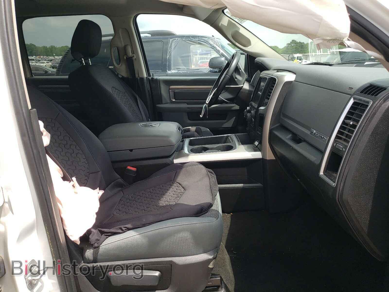 2017 RAM 1500 - VIN: 3C6RR6LT2HG591646 - Фото 5