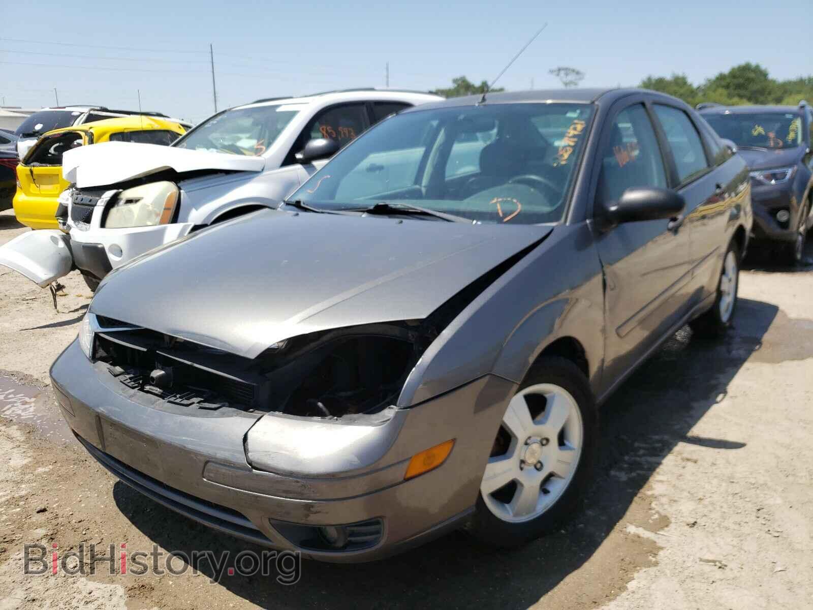 2006 FORD FOCUS - VIN: 1FAHP34NX6W191122 - Фото 2