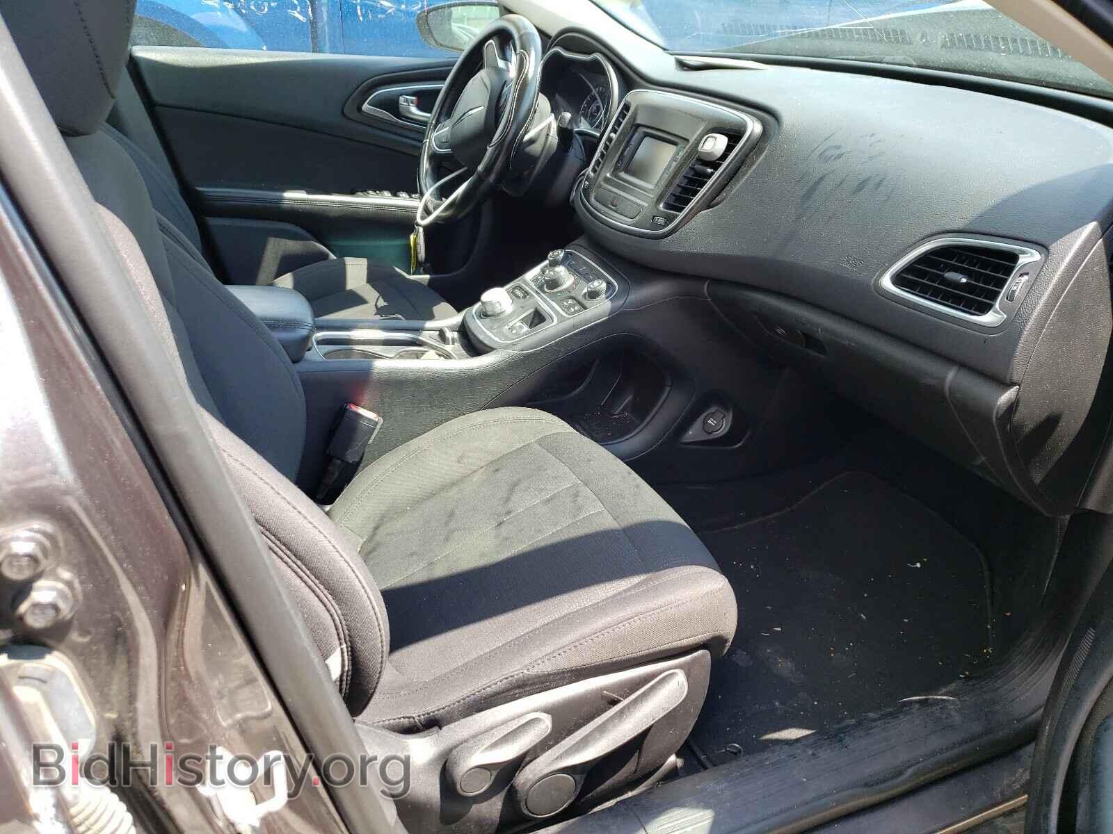 2016 CHRYSLER 200 - VIN: 1C3CCCAB9GN109676 - Photo 5