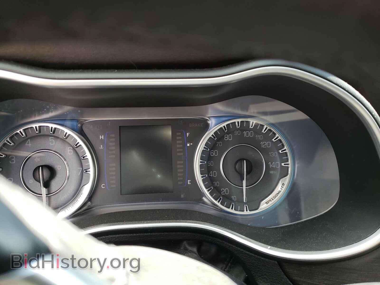 2016 CHRYSLER 200 - VIN: 1C3CCCAB9GN109676 - Photo 8