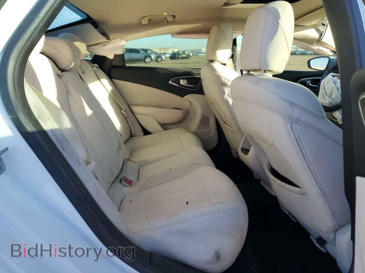 2015 CHRYSLER 200 - VIN: 1C3CCCAB1FN679833 - Фото 10