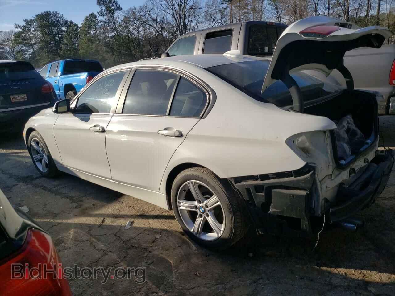 2013 BMW 3 SERIES - VIN: WBA3A5C56DF358766 - Фото 2