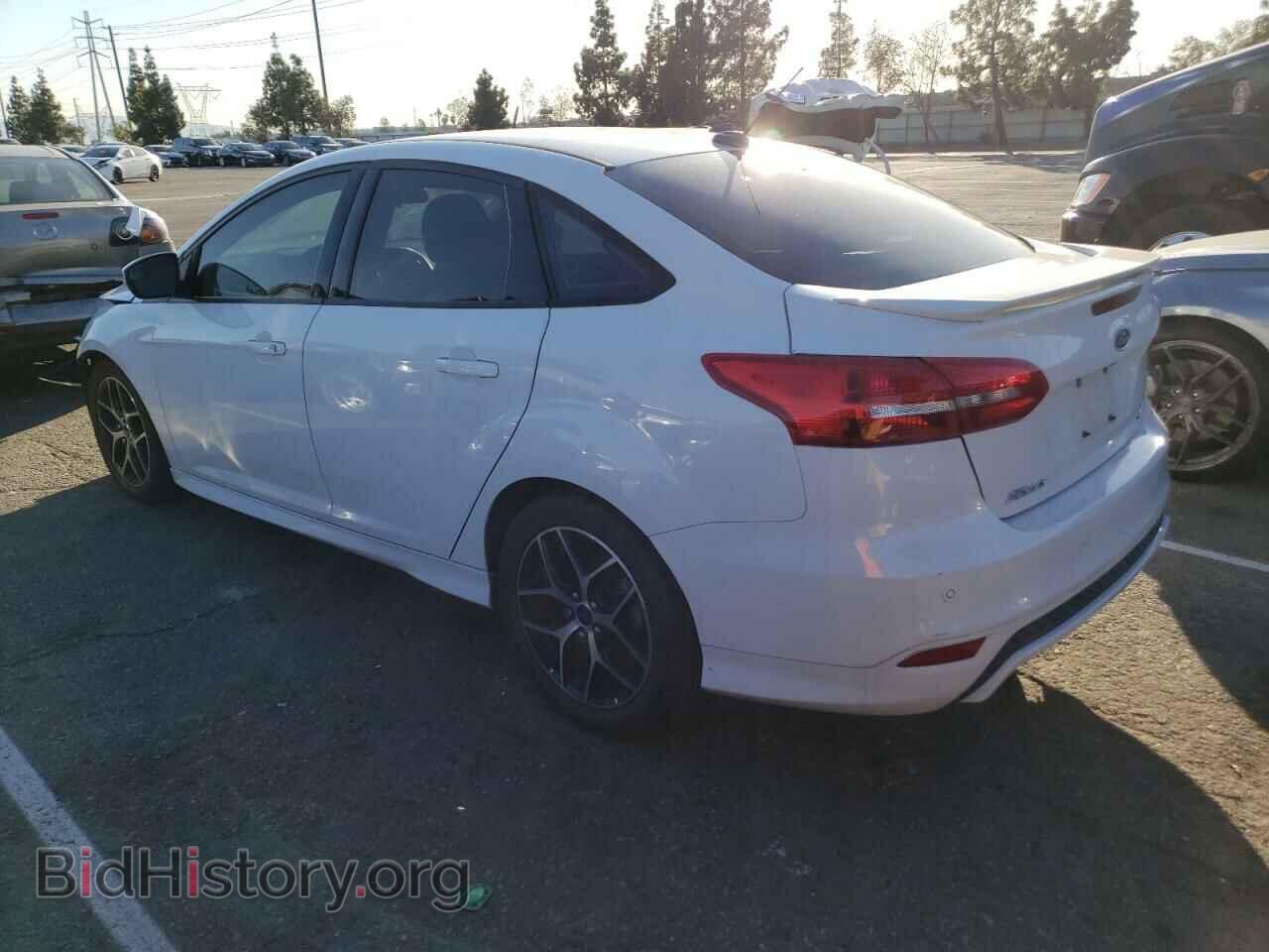 2015 FORD FOCUS - VIN: 1FADP3F20FL385905 - Photo 2