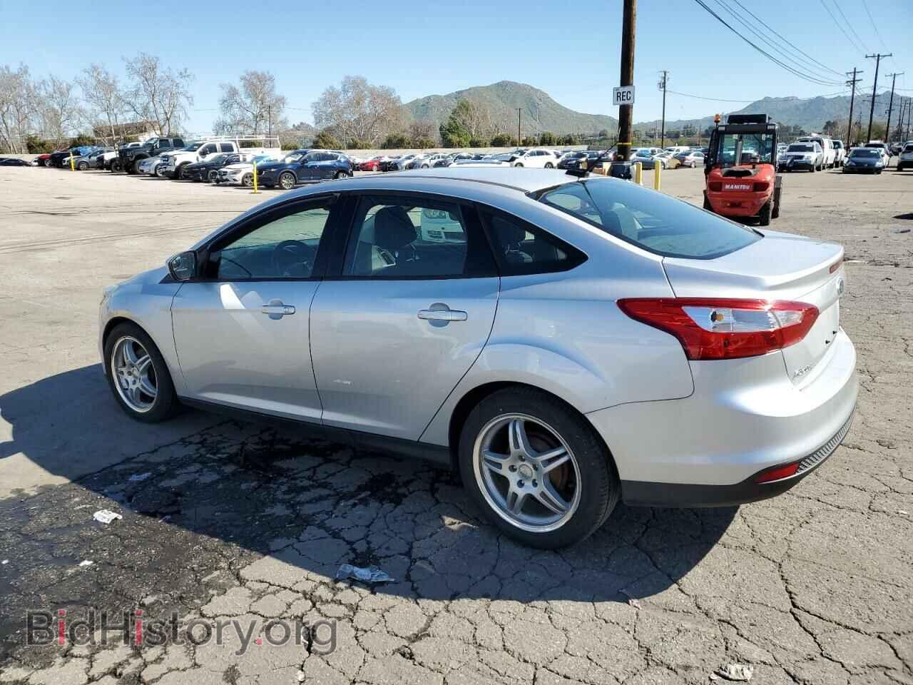2012 FORD FOCUS - VIN: 1FAHP3F25CL161557 - Photo 2