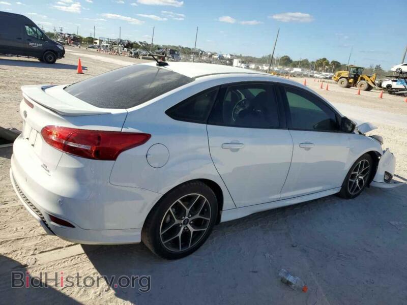 2015 Ford ALL MODELS (VIN 1FADP3F25FL267574) — фото 3 из 13