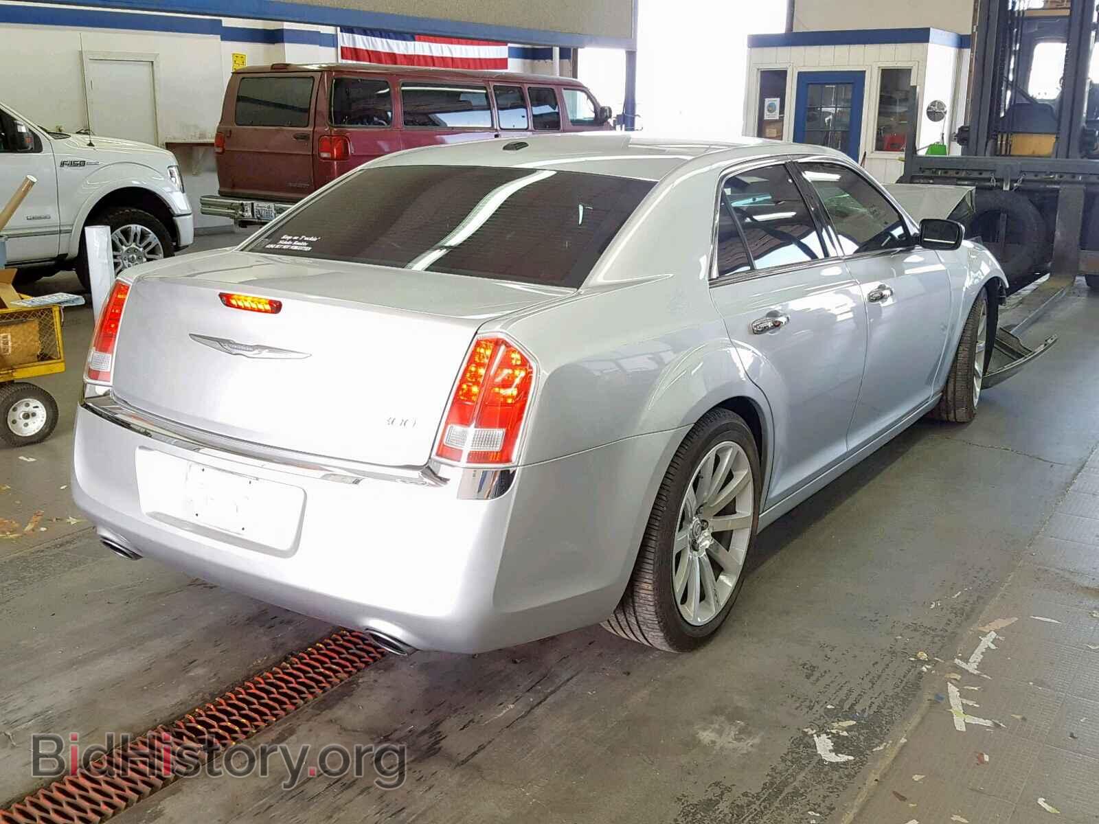 2012 CHRYSLER 300 - VIN: 2C3CCACG2CH212969 - Фото 4