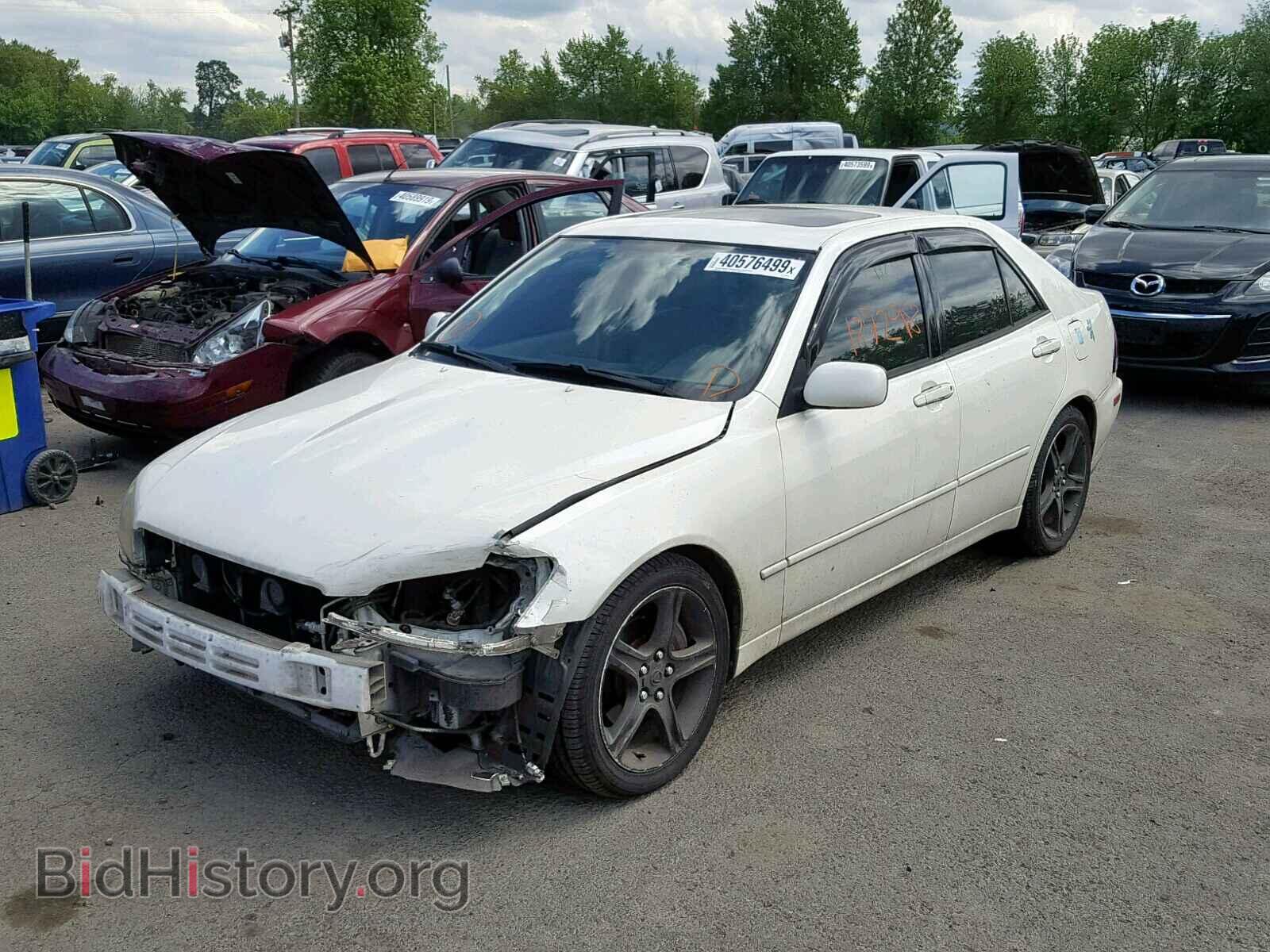 2001 LEXUS IS - VIN: JTHBD182210024633 - Фото 2