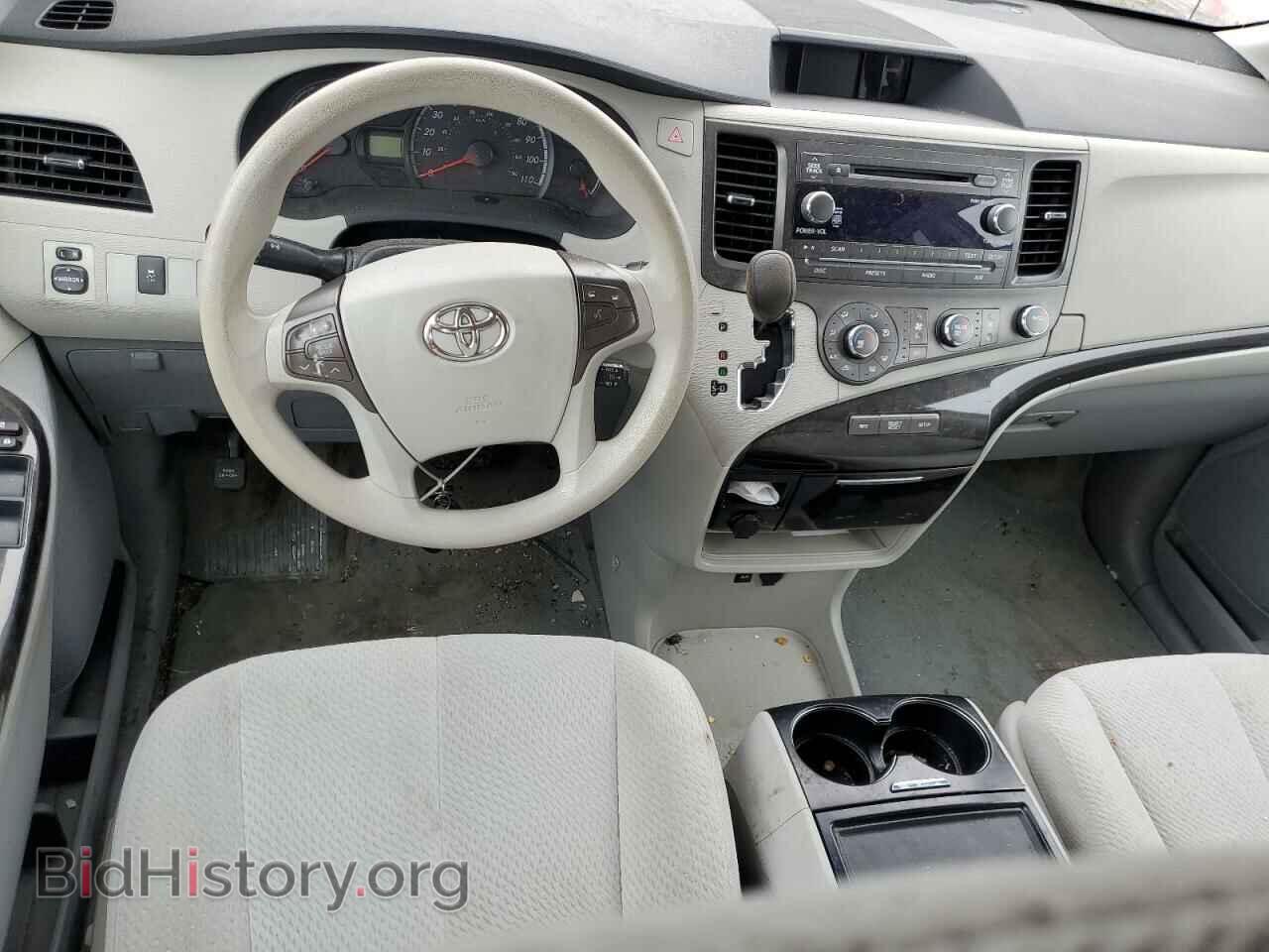2012 TOYOTA All Models - VIN: 5TDKK3DC4CS256121 - Фото 8