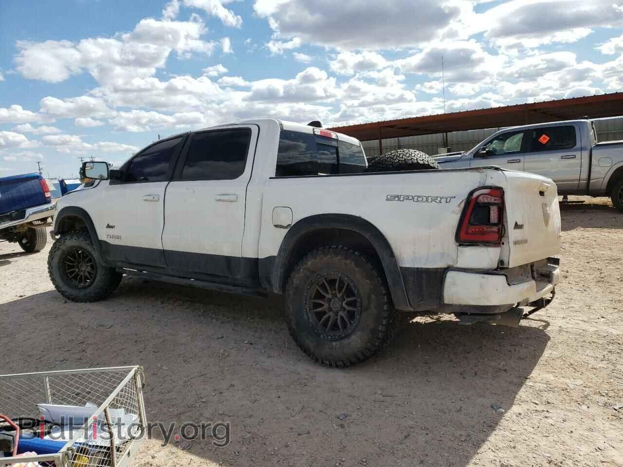 2020 RAM 1500 - VIN: 1C6SRFFT6LN326158 - Фото 2