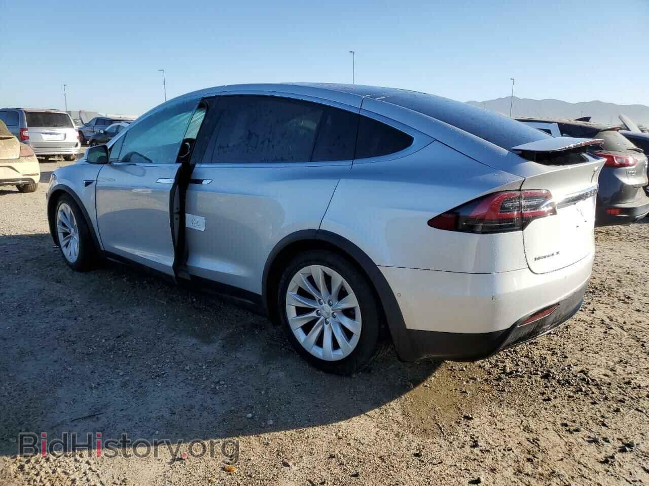 2017 TESLA MODEL X - VIN: 5YJXCDE2XHF050358 - Фото 2