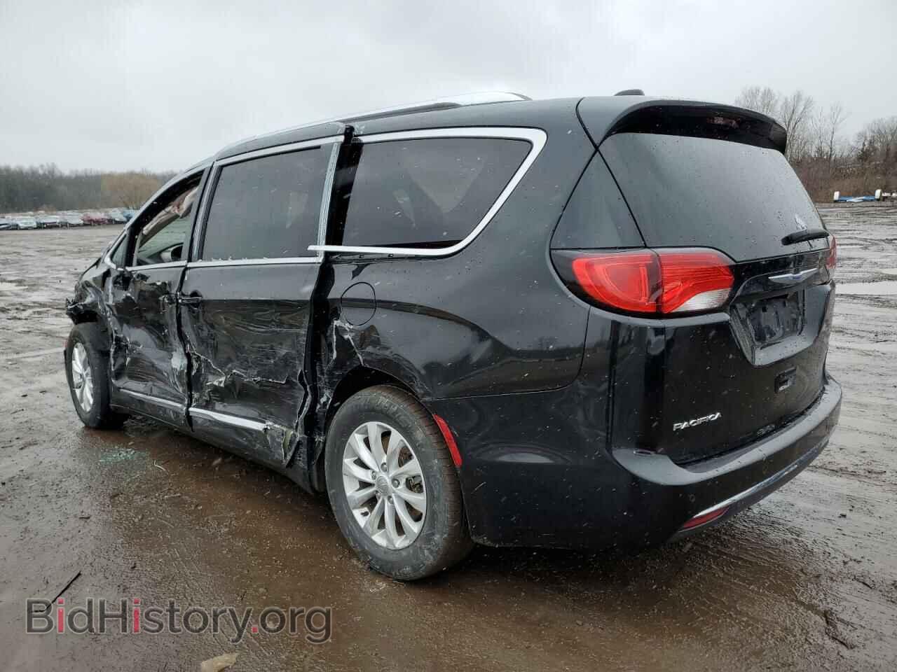 2018 CHRYSLER PACIFICA - VIN: 2C4RC1BG5JR246709 - Фото 2