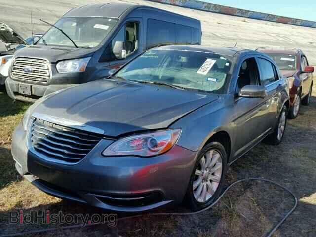 2013 CHRYSLER 200 - VIN: 1C3CCBBBXDN676449 - Фото 2