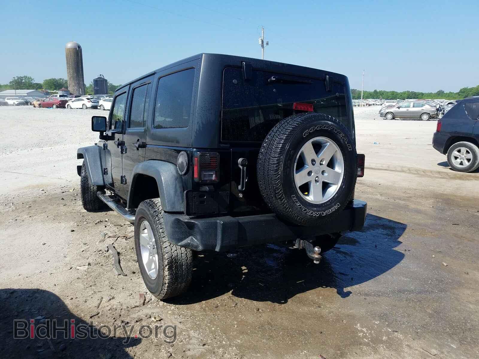 2014 JEEP WRANGLER - VIN: 1C4BJWDG2EL315744 - Фото 3