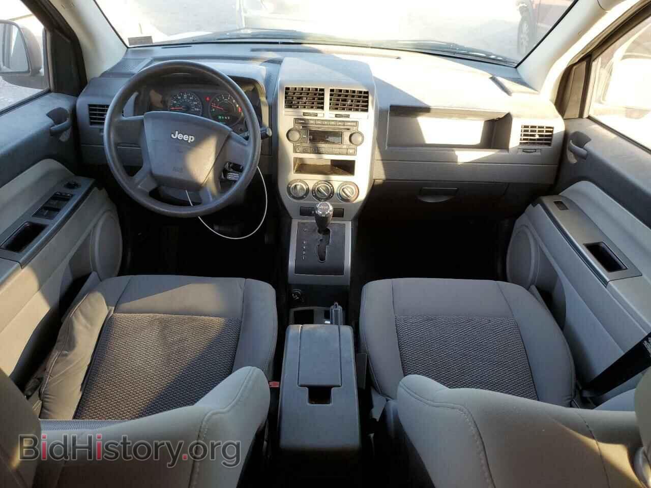 2007 JEEP COMPASS - VIN: 1J8FF47W27D142839 - Фото 8