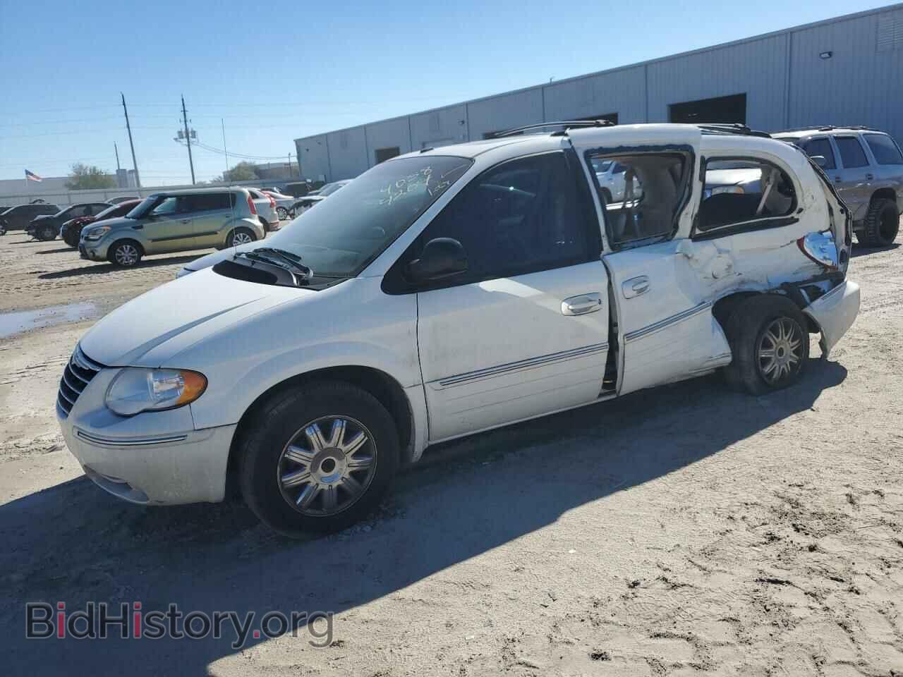 Photo 2A4GP64L07R325615 - CHRYSLER MINIVAN 2007