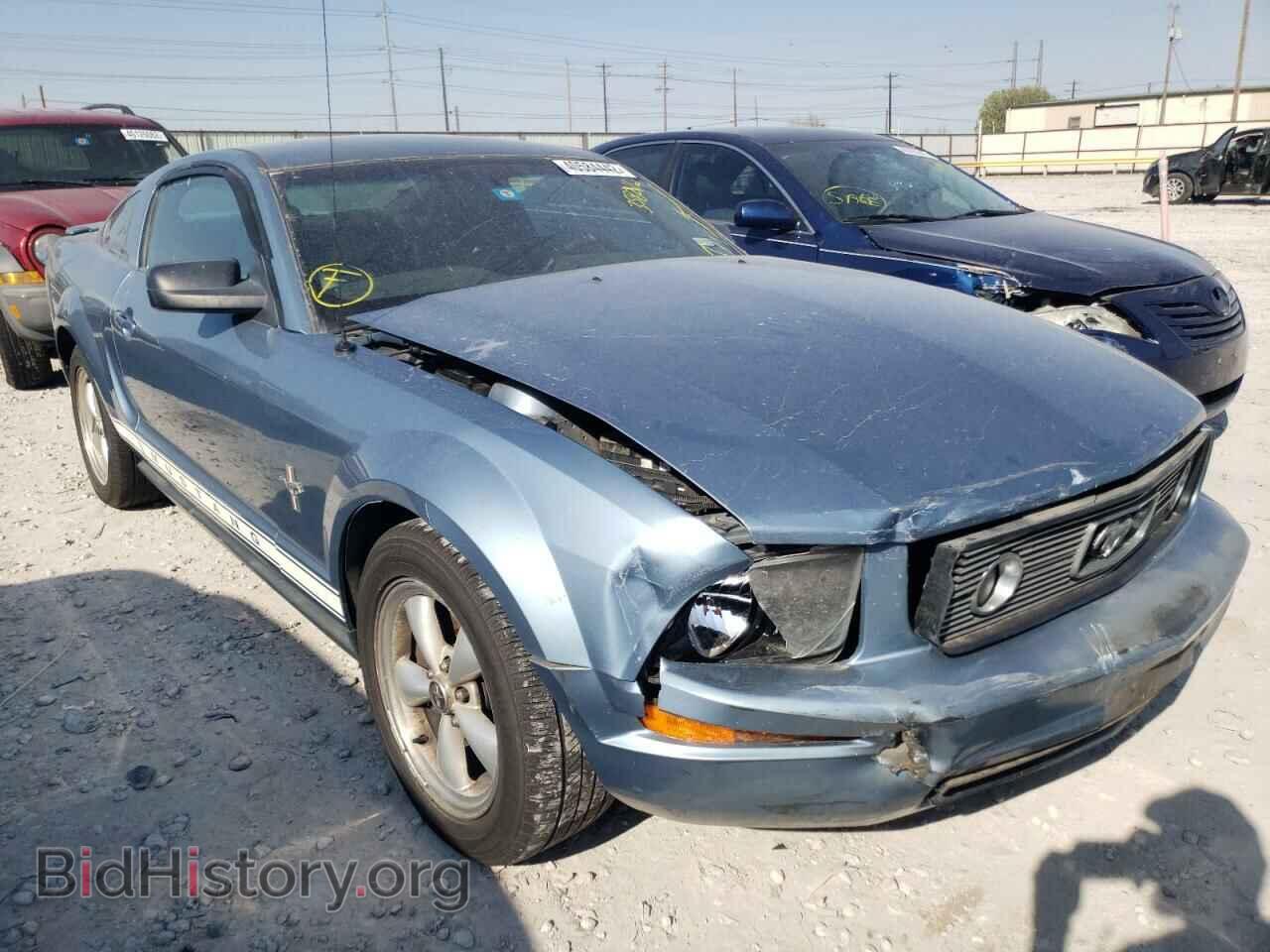 Photo 1ZVFT80N575358216 - FORD MUSTANG 2007