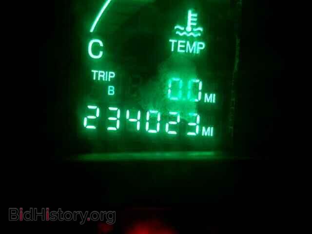 2000 CADILLAC DEVILLE - VIN: 1G6KD54Y2YU311737 - Photo 8