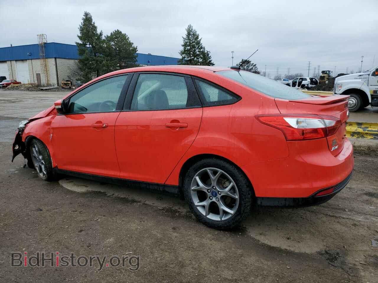 2014 FORD FOCUS - VIN: 1FADP3F2XEL459667 - Фото 2