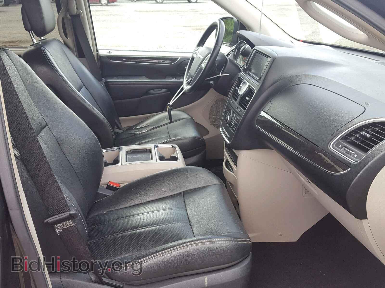 2011 CHRYSLER TOWN & COU - VIN: 2A4RR8DG2BR746374 - Фото 5