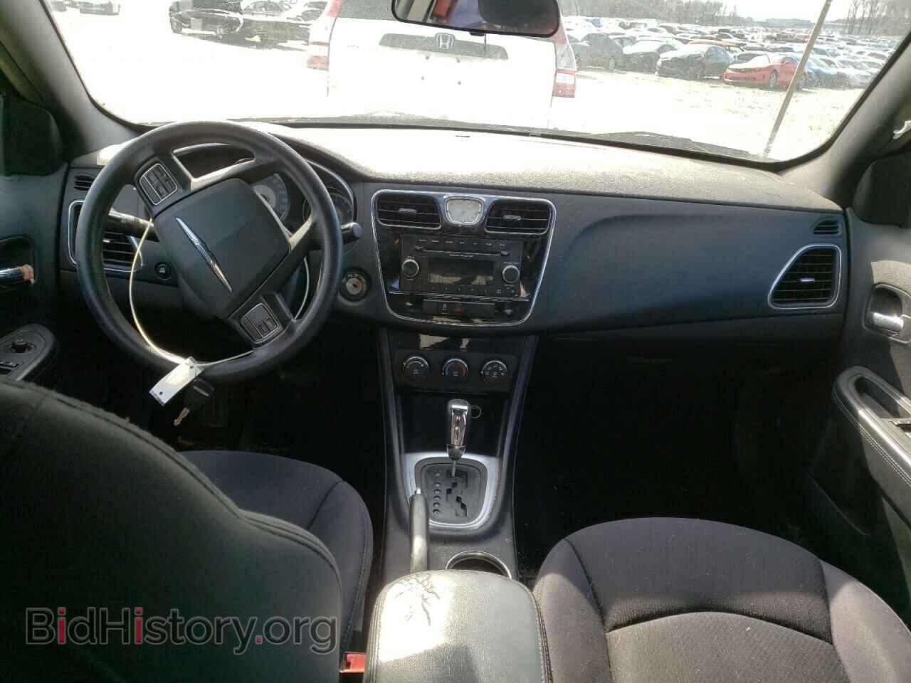2012 CHRYSLER 200 - VIN: 1C3CCBAB2CN319606 - Фото 8