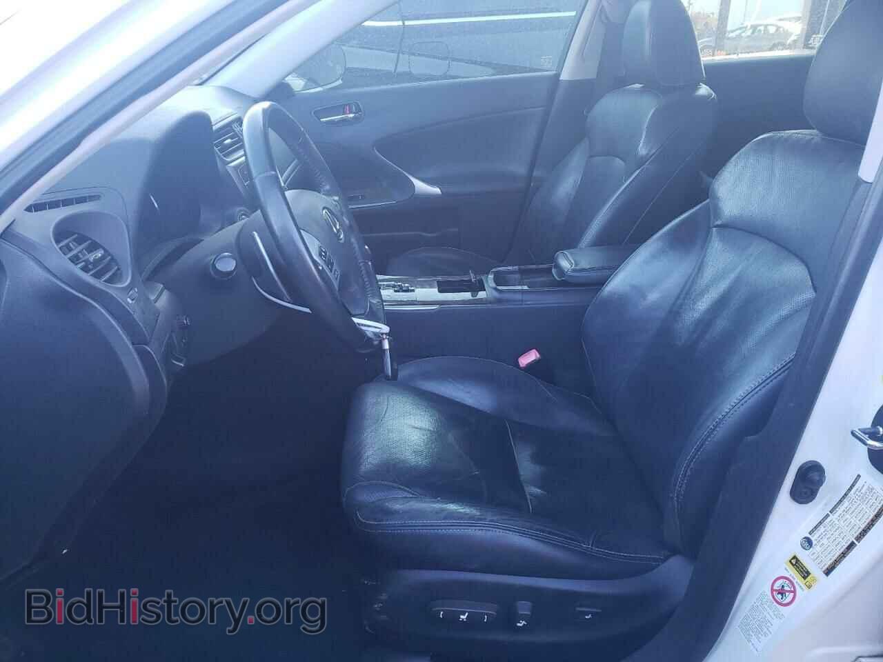 2011 LEXUS IS - VIN: JTHBF5C20B5135288 - Фото 7