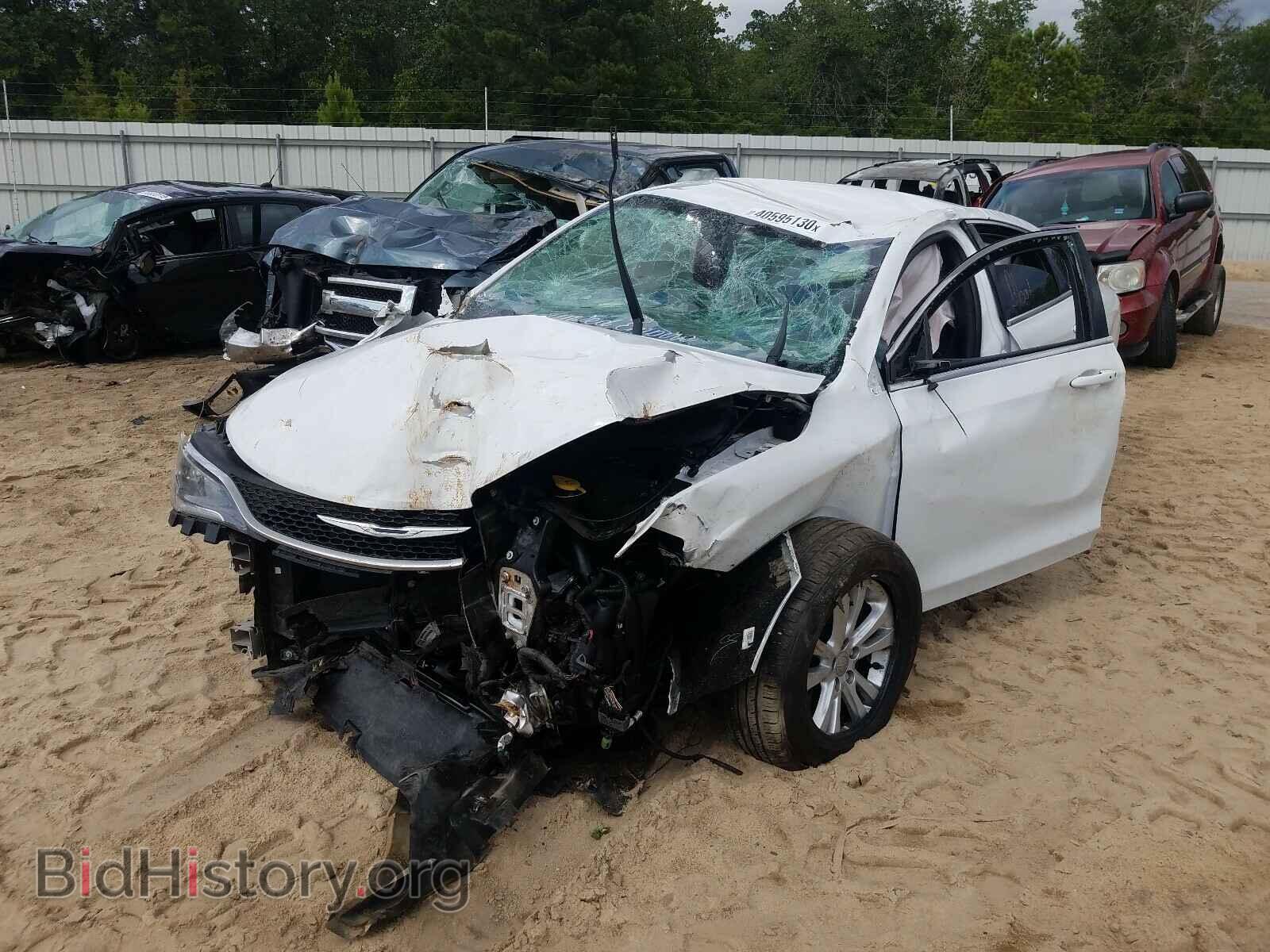2015 CHRYSLER 200 - VIN: 1C3CCCAB3FN735061 - Фото 2