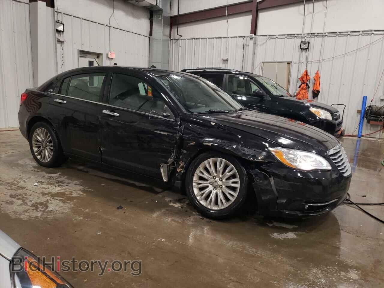 2013 CHRYSLER 200 - VIN: 1C3CCBCG8DN549760 - Photo 4