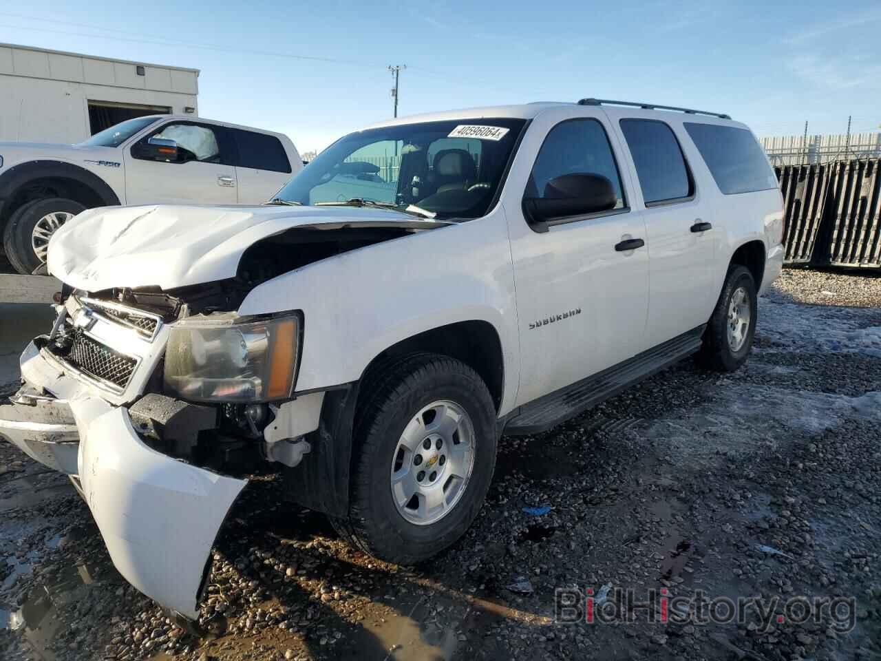 Photo 1GNUKHE36AR151698 - CHEVROLET SUBURBAN 2010