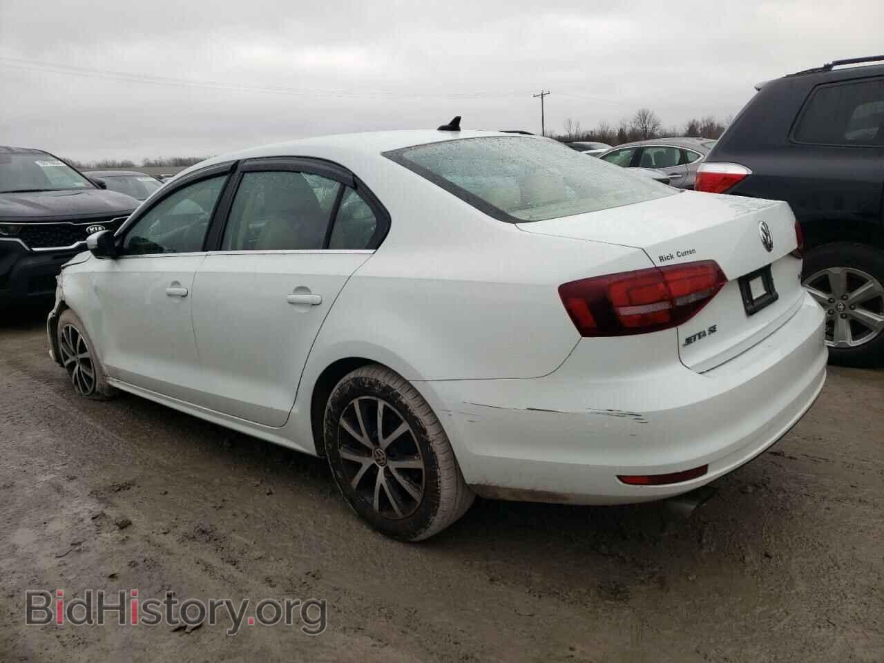 2017 VOLKSWAGEN JETTA - VIN: 3VWDB7AJ1HM247299 - Фото 2