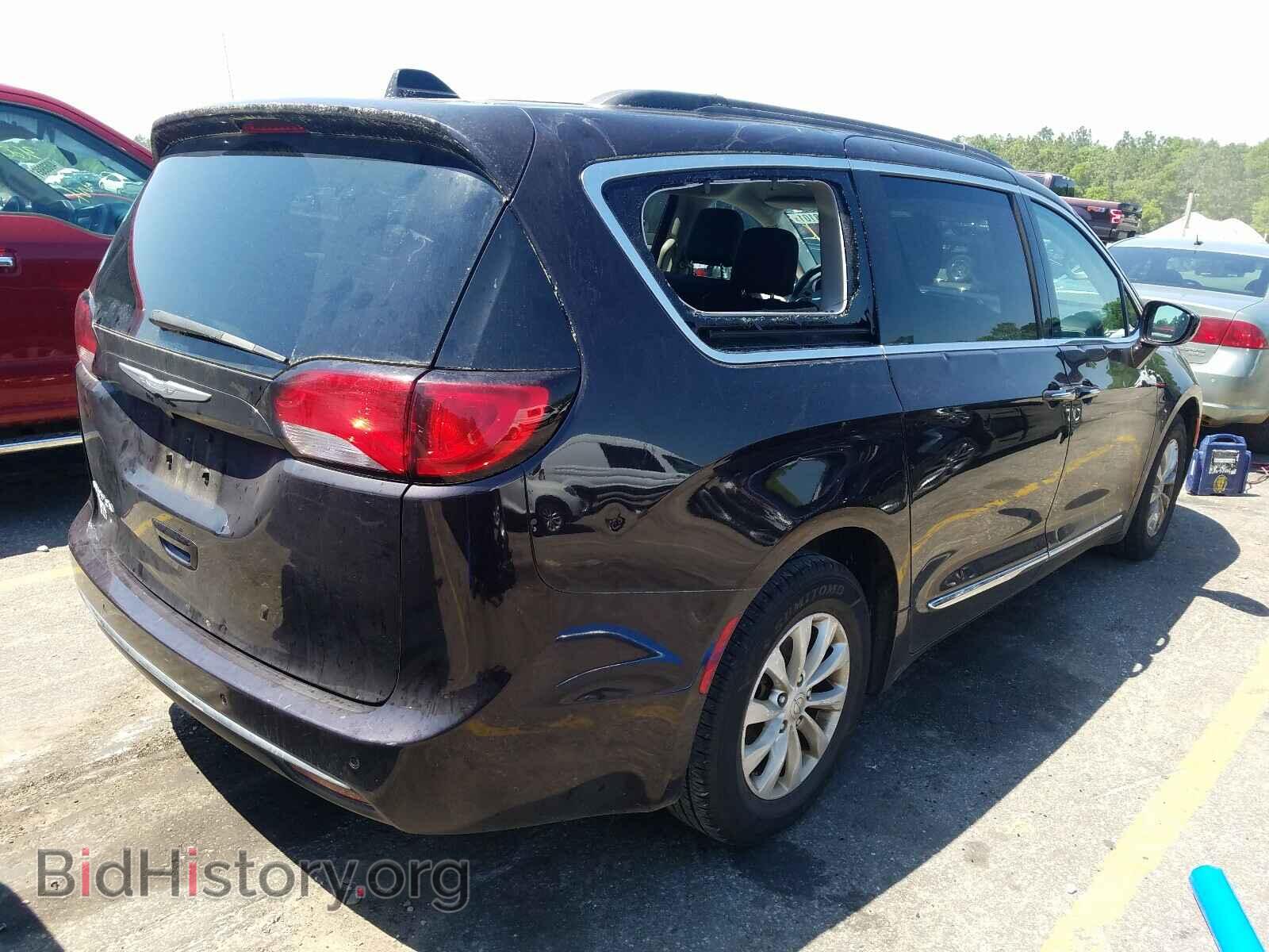 2017 CHRYSLER PACIFICA - VIN: 2C4RC1BG3HR784724 - Фото 4