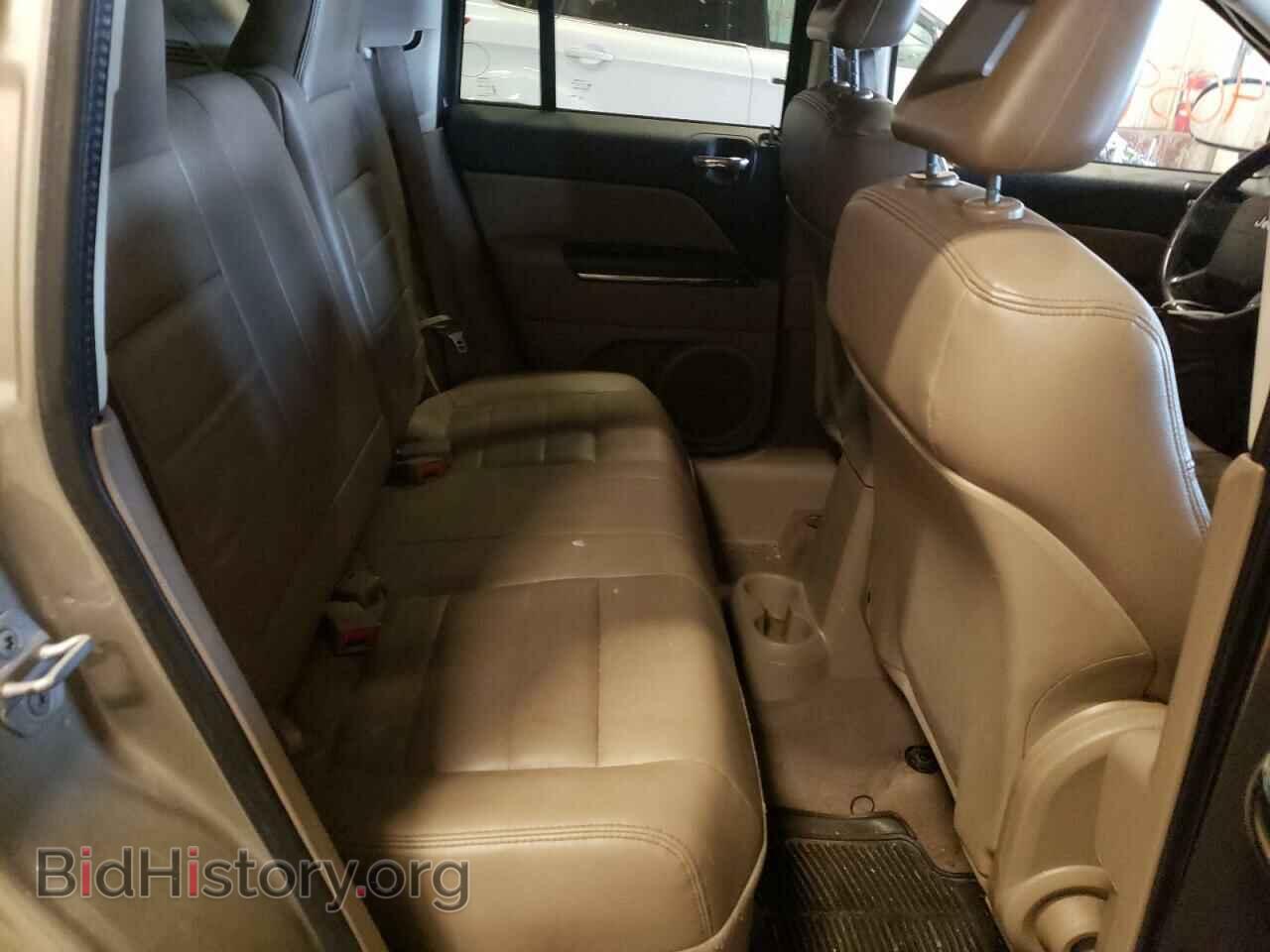 2009 JEEP COMPASS - VIN: 1J4FT57B79D173892 - Photo 6