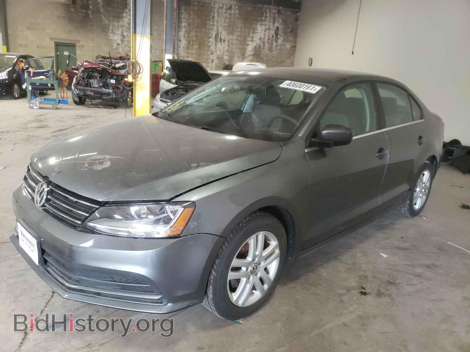 2017 VOLKSWAGEN JETTA - VIN: 3VW2B7AJ4HM352135 - Photo 2