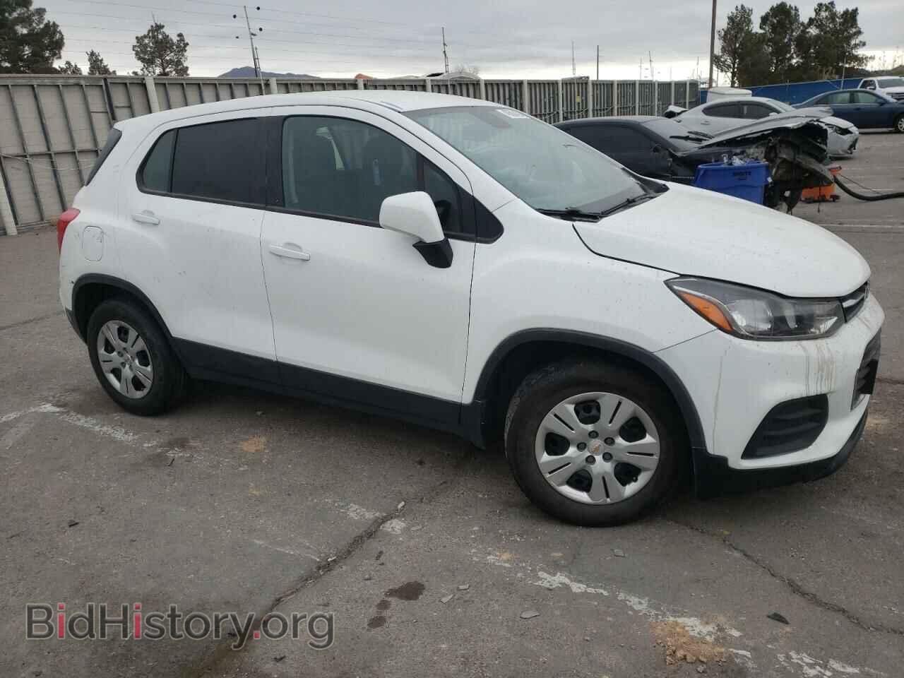 2017 CHEVROLET TRAX - VIN: 3GNCJKSBXHL200636 - Фото 4