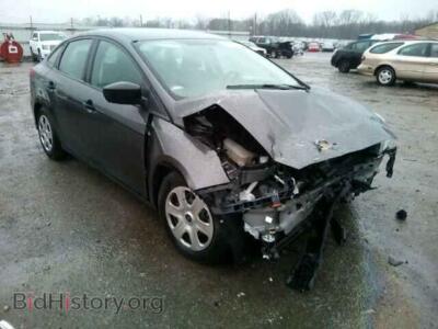2015 Ford FOCUS Focus S, серый — VIN 1FADP3E25FL367272, Copart