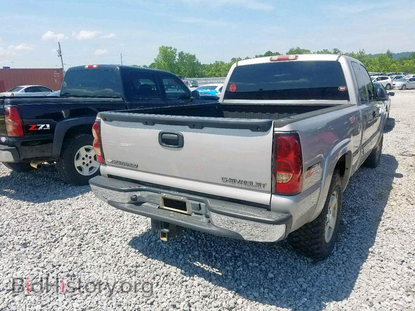 2005 CHEVROLET SILVERADO - VIN: 1GCEK19B55E137603 - Фото 4