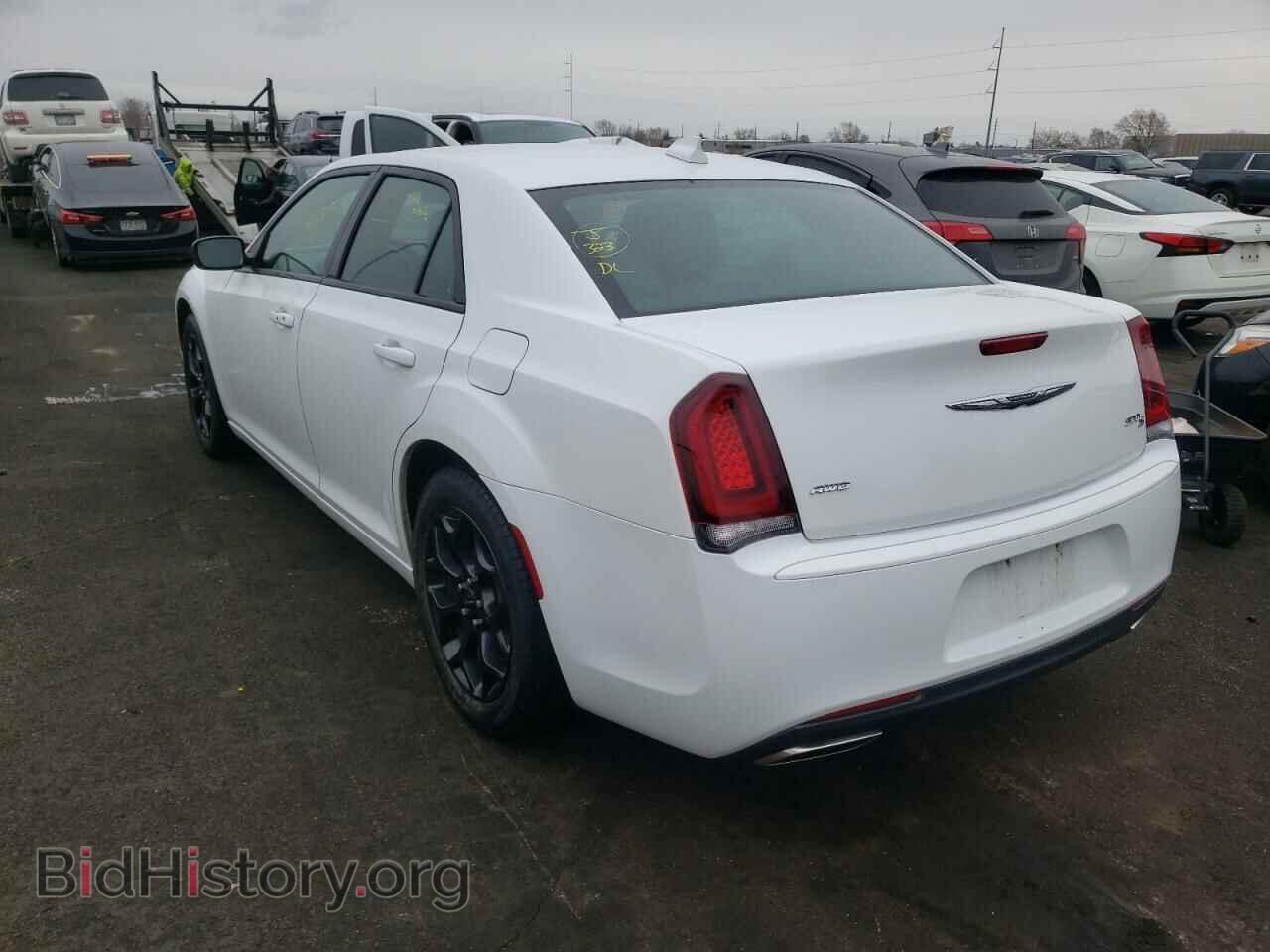 2019 CHRYSLER 300 - VIN: 2C3CCAGG1KH651511 - Фото 3