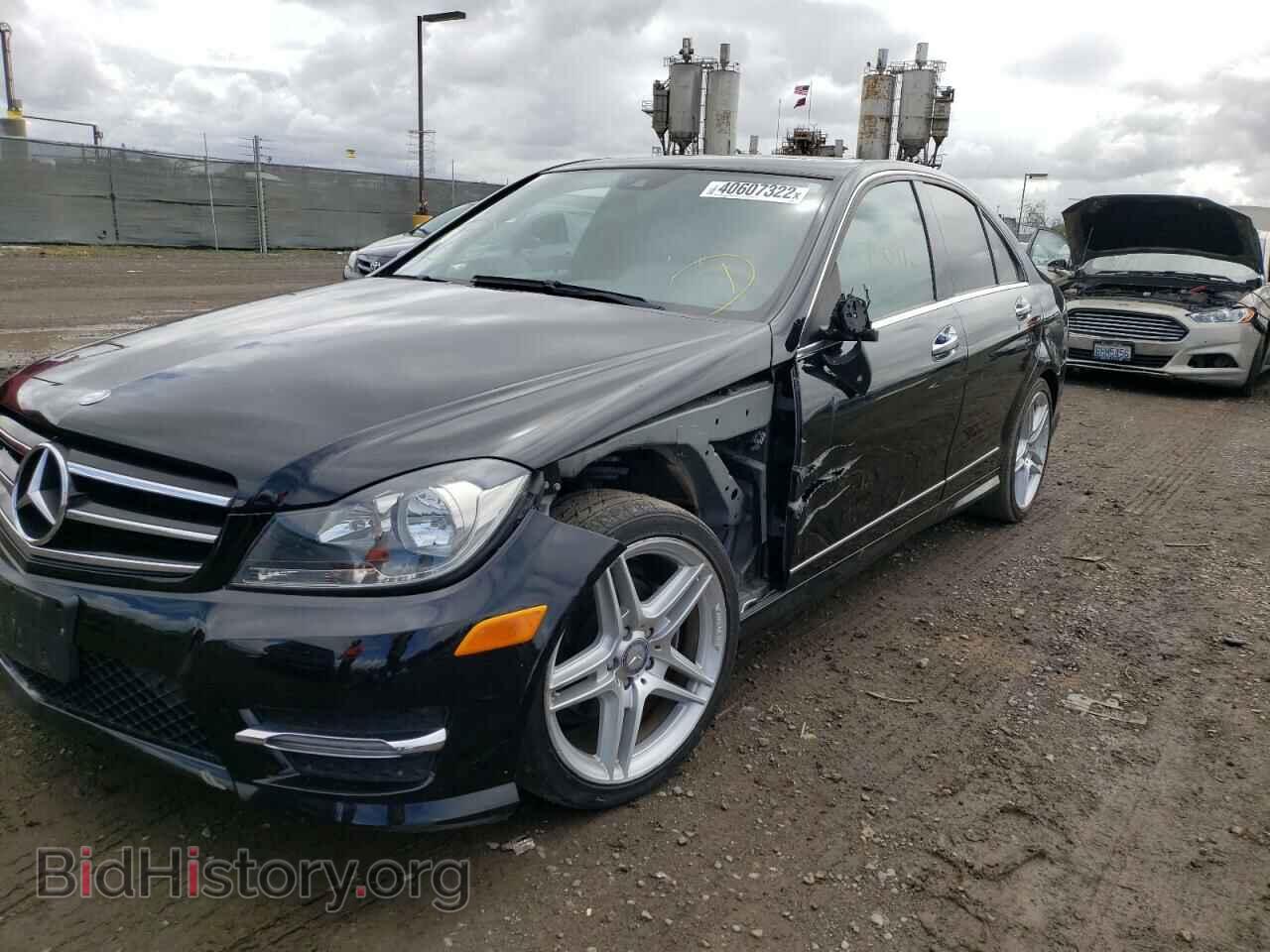 2013 MERCEDES-BENZ C-CLASS - VIN: WDDGF4HB9DA805334 - Фото 9