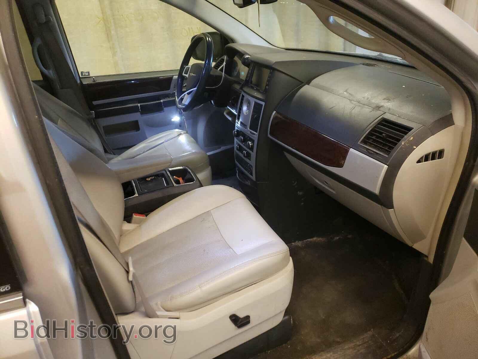 2010 CHRYSLER MINIVAN - VIN: 2A4RR8DX2AR423487 - Photo 5