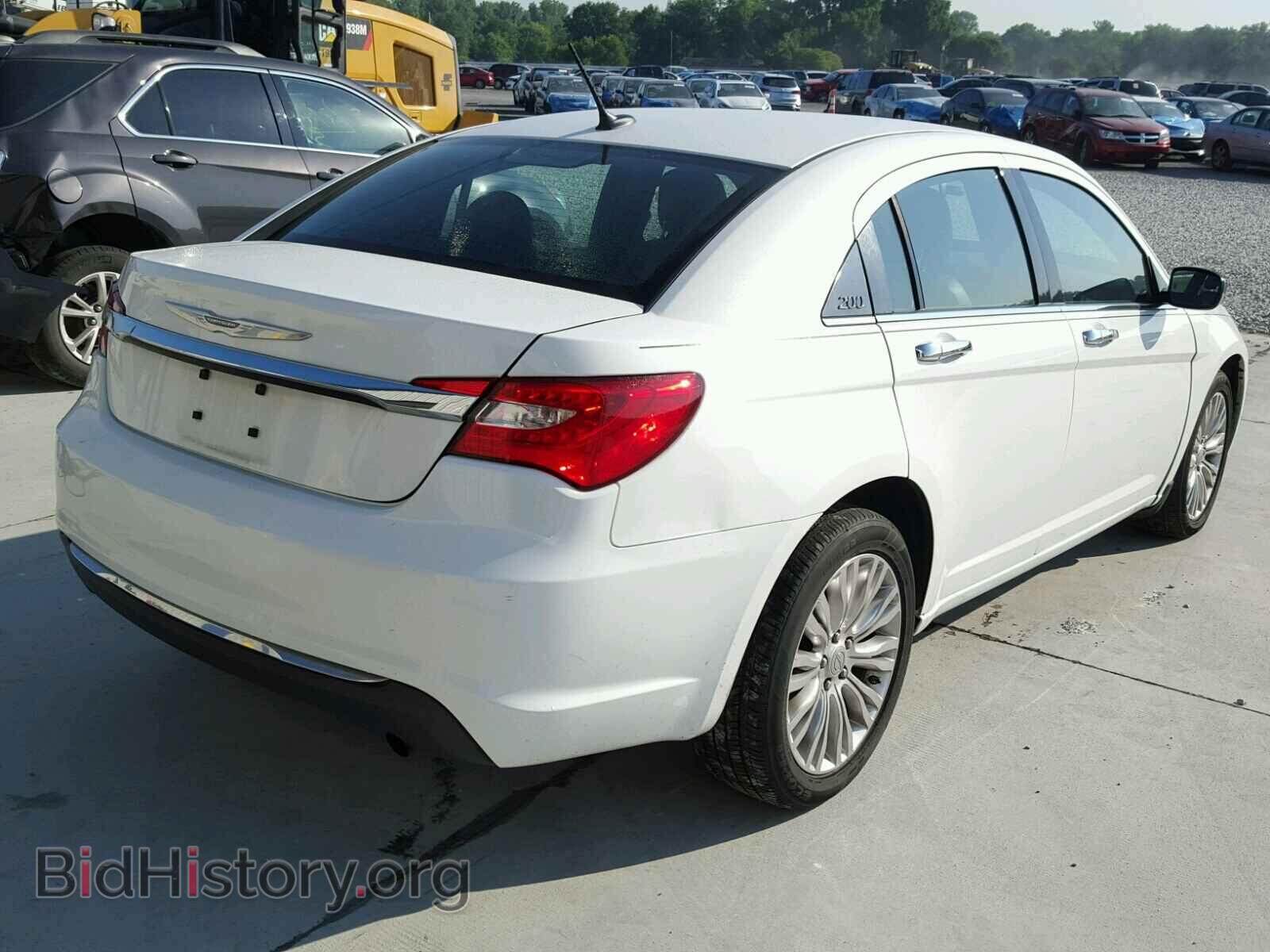 2012 CHRYSLER 200 - VIN: 1C3CCBCBXCN235031 - Photo 4
