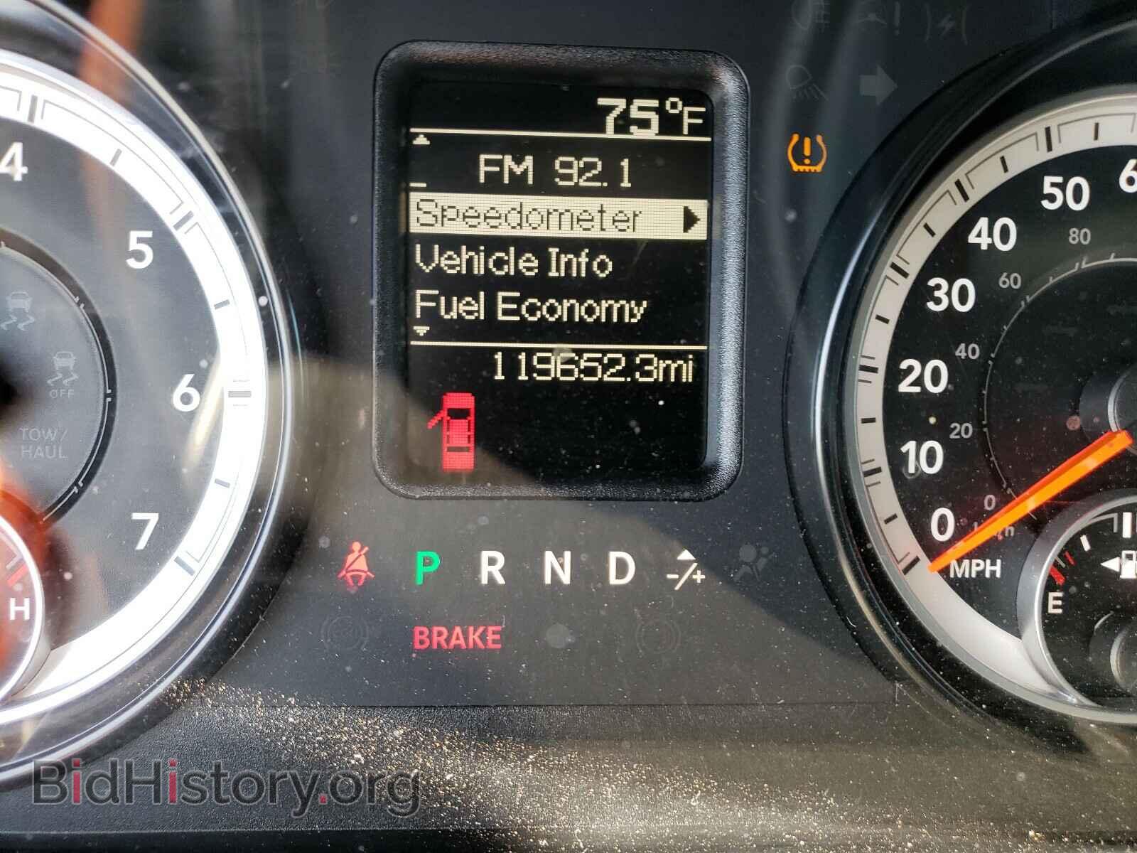 2015 RAM 1500 - VIN: 1C6RR6FG4FS714965 - Фото 8