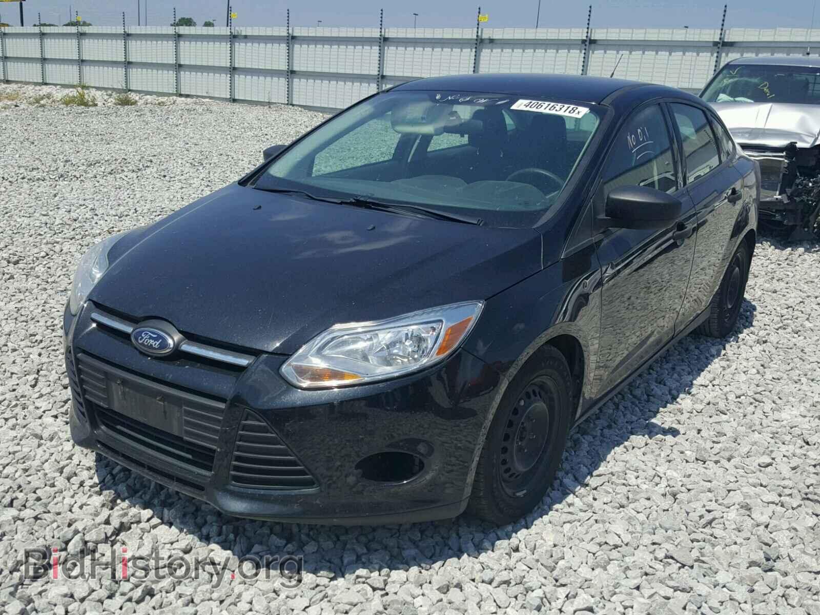 2014 FORD FOCUS - VIN: 1FADP3E27EL161787 - Photo 2