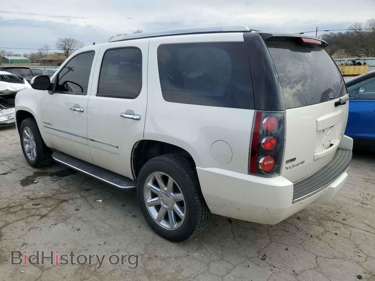 2011 GMC YUKON - VIN: 1GKS2EEF8BR189738 - Фото 2