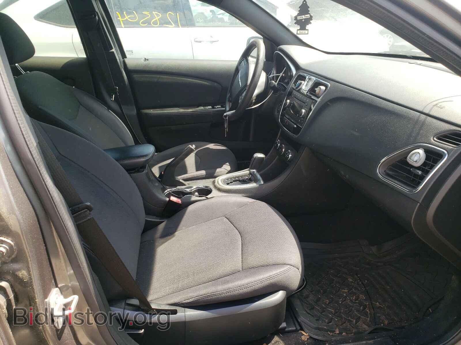 2012 CHRYSLER 200 - VIN: 1C3CCBAB2CN205380 - Photo 5