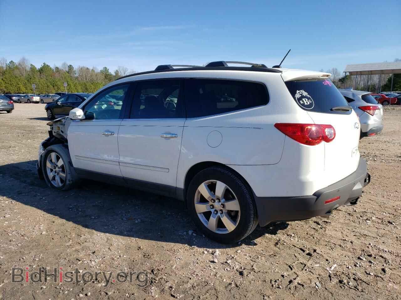 2012 CHEVROLET TRAVERSE - VIN: 1GNKRLED7CJ194284 - Фото 2