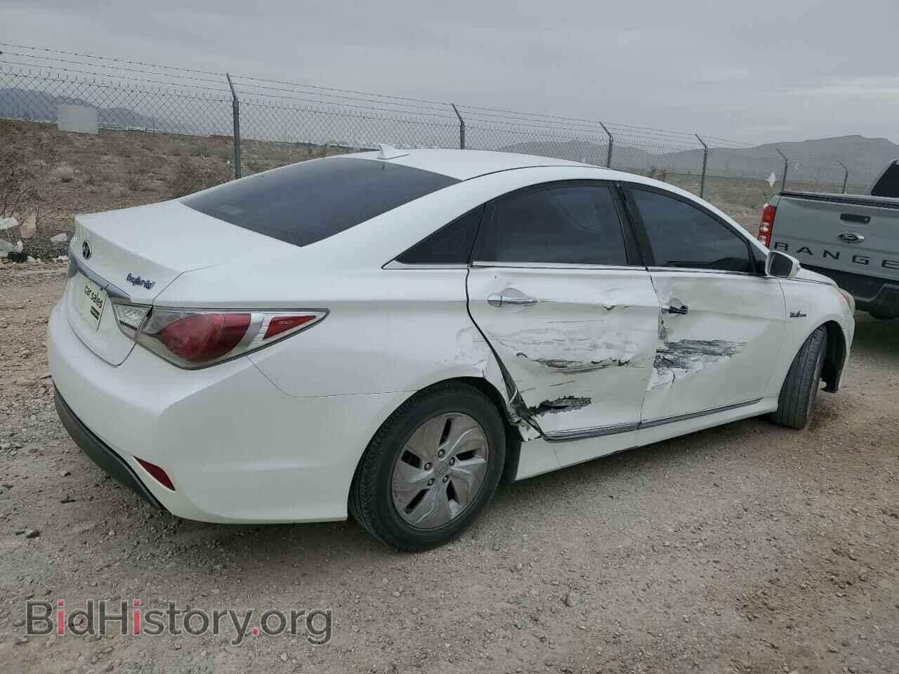 2013 HYUNDAI SONATA - VIN: KMHEC4A43DA075115 - Фото 3