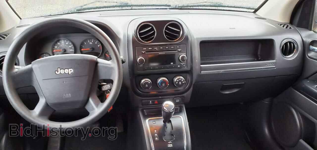 2010 JEEP COMPASS - VIN: 1J4NF4FB2AD584748 - Фото 9