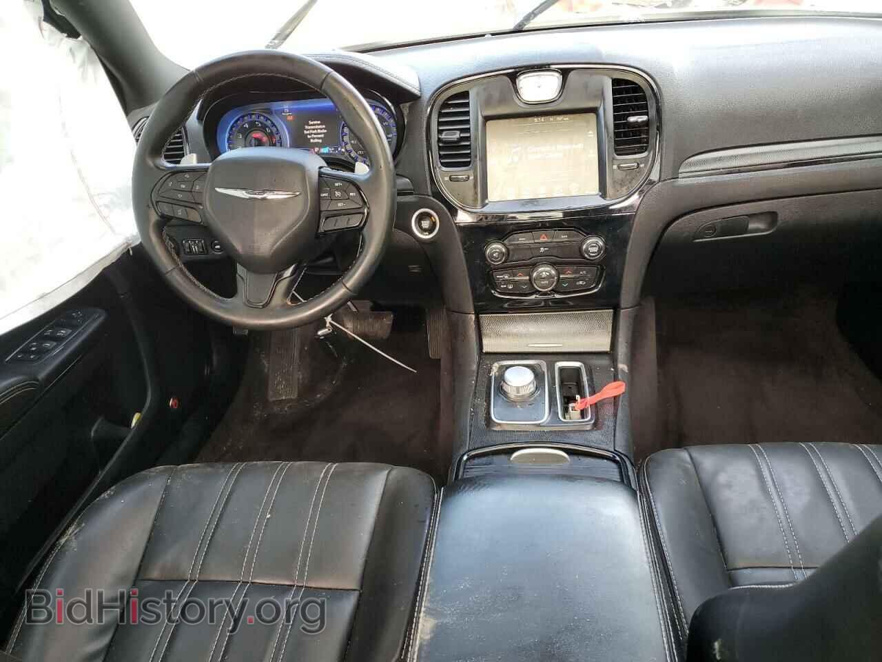2016 CHRYSLER 300 - VIN: 2C3CCABG7GH320740 - Фото 8