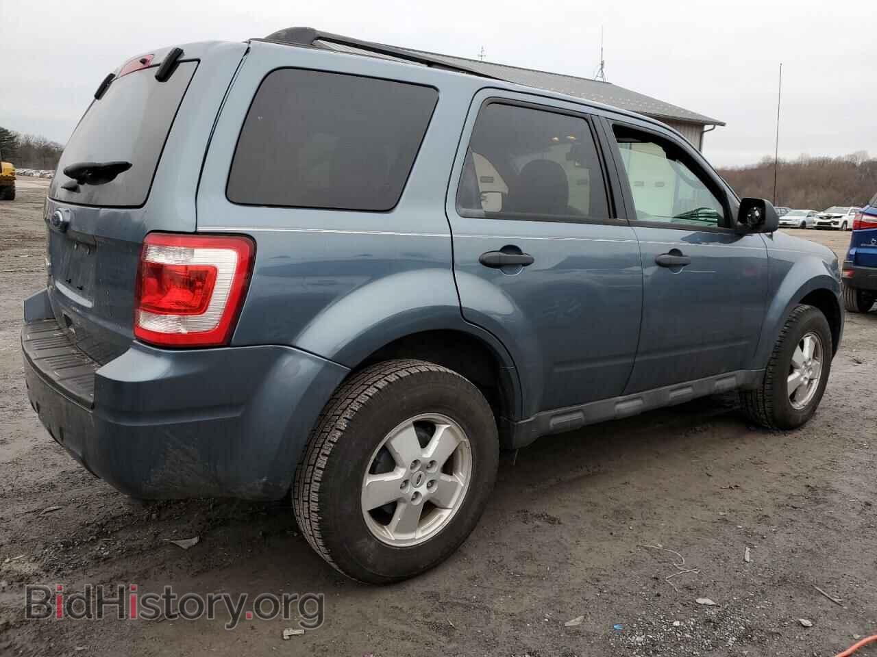 2011 FORD ESCAPE - VIN: 1FMCU9D79BKC36064 - Фото 3