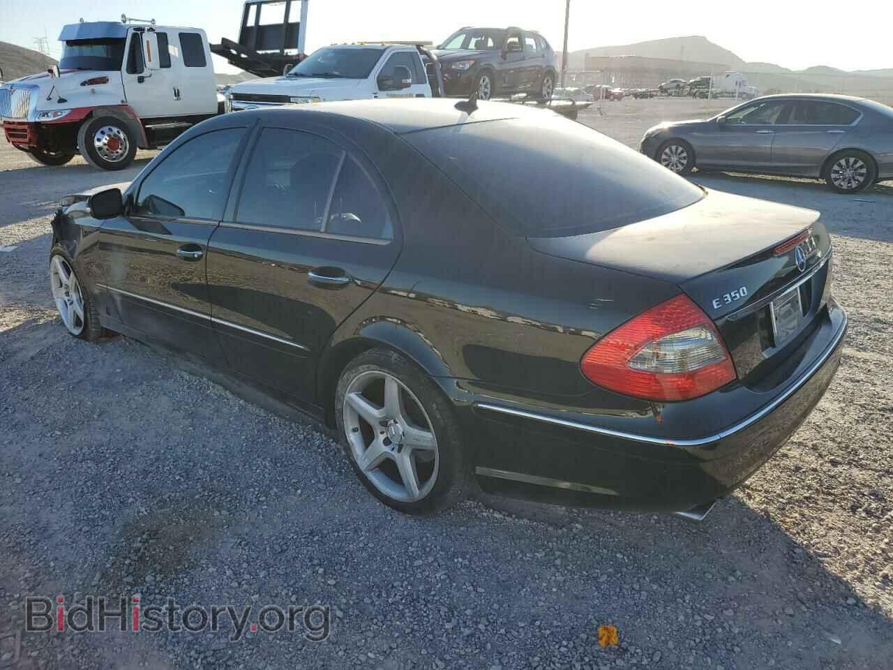 2009 MERCEDES-BENZ E-CLASS - VIN: WDBUF56X89B437407 - Фото 2