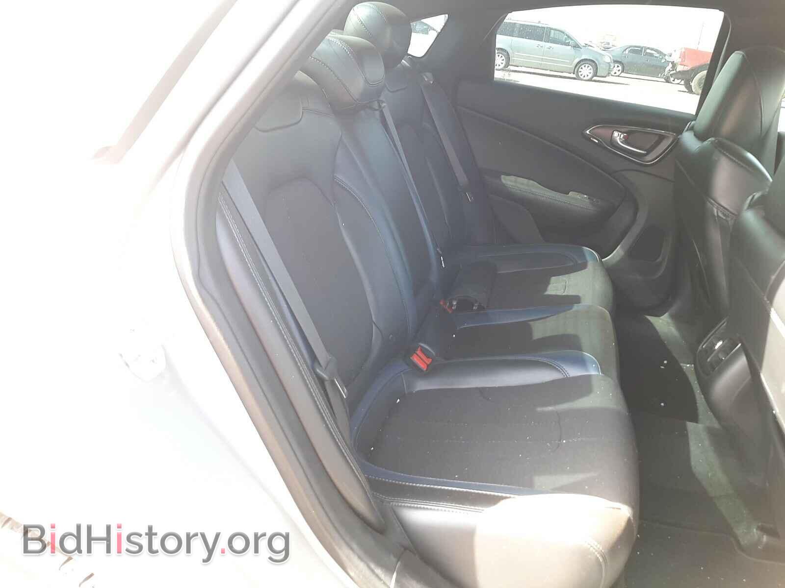 2016 CHRYSLER 200 - VIN: 1C3CCCBB2GN112143 - Фото 6